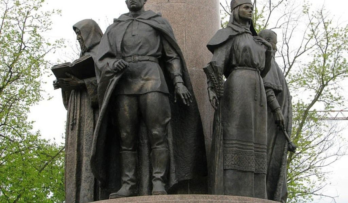 Памятник Тысячелетия Бреста